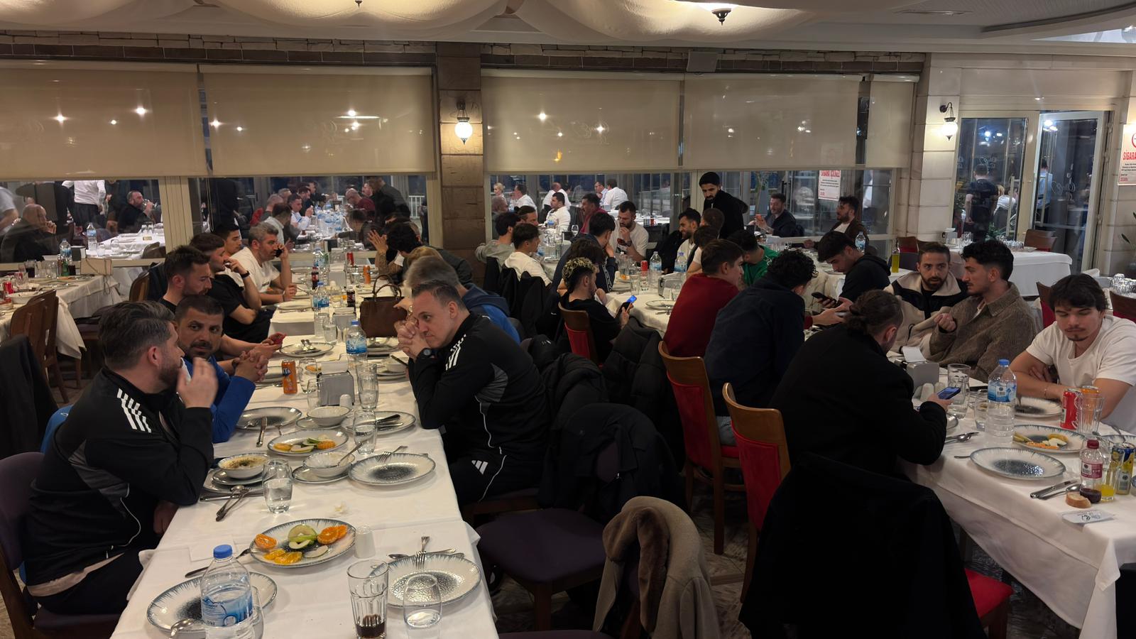 ÇORLUSPOR 1947 MORAL YEMEĞİNDE BULUŞTU