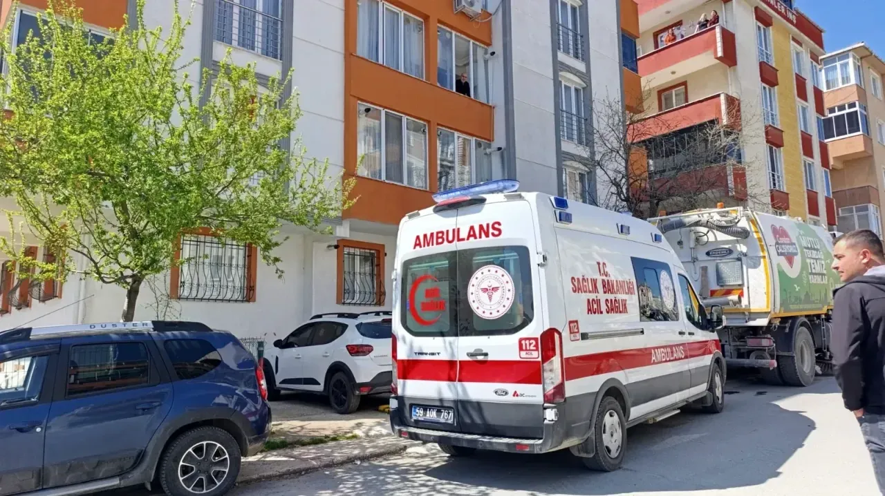 Dairenin mutfağında çıkan yangın söndürüldü