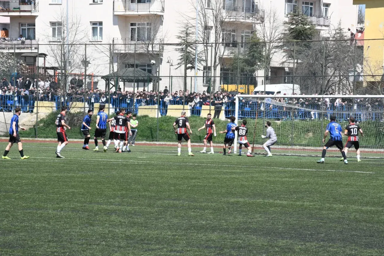 Süper Amatörde kritik maç 0-0 bitti